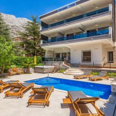 Private seaside Morska Villa with pool in Baška Voda, Dalmatia, Croatia