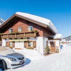 Apartment in Kleinarl near the ski area