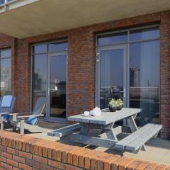 Modern apartment in the Scheveningen harbor