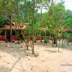 AbbA Marari Beach Villas & Homestay Mararikulam