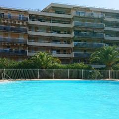 Frejus Plage, Appartement entier , piscine,parking,plage à 200m