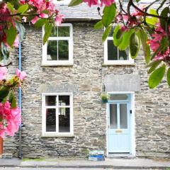 Stone Cottage at Staveley