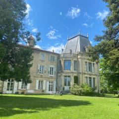 Chateau de Vaugelas - Charmant domaine près de Valence