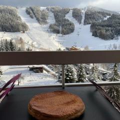 Avec balcon, au pied des pistes et randos