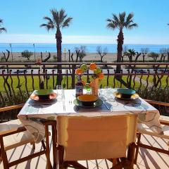 Rainbow Seafront Apartment