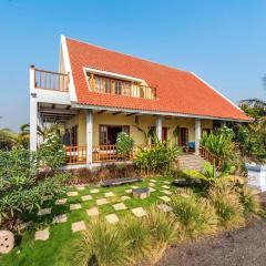 SaffronStays Happy Fields, Pune - luxury farmstay with farm to table food