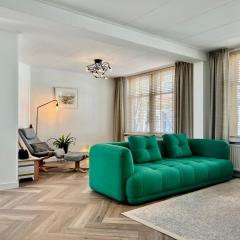 140 m2 groot appartement -midden in het centrum- 2022 kompleet gerenoveerd