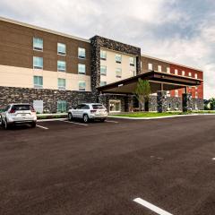 Holiday Inn Express & Suites Dayton East - Beavercreek, an IHG Hotel