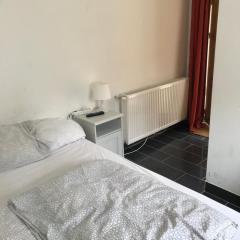 Kerti franciaágyas apartman