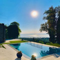 Villa Emma Lazise. Astonishing lake view