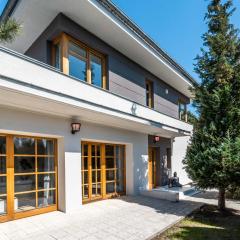 Serenity Prague Villa with garden jacuzzi