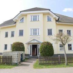 Bernsteinhaus Wohnung 3 mit 2 Balkonen & Kamin