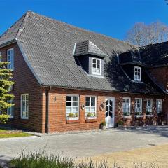 Friesen-Lodge Apartments