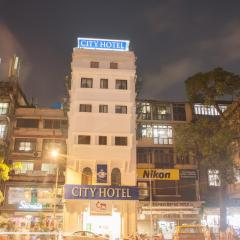 City Hotel