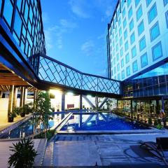 Holiday Inn Bandung Pasteur, an IHG Hotel