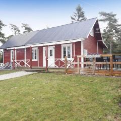 4 Bedroom Pet Friendly Home In Visby