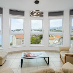 Apartman with beautiful view Magdalena