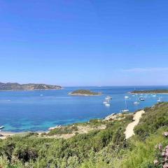 SAN TEODORO PUNTA EST MONOLOCALE CON SOPPALCO VISTA MARE