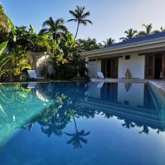 Flor de Coco, Villa neuve, 5 chambres, 5 salles de bains et grande piscine à 250 mètres de la plage