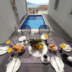 Apartment Valentina - private pool,200m from beach