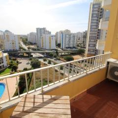 Modern apartment in Portimao – 60 m² with balcony