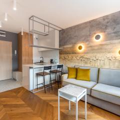 Nowa Praga Geometric Yellow Apartment