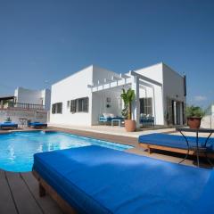 Ca n'Alorda Holiday Home Cala Llombards piscina, wifi, seguridad y relax