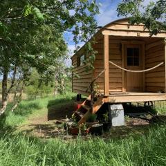 Birkenshaw - Beautiful Shepherd’s Hut in the Highlands.