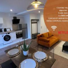 Le Jardin Niortais - Hyper centre- proche gare - Paisible - Grand Jardin privé, WIFI HD -NETFLIX