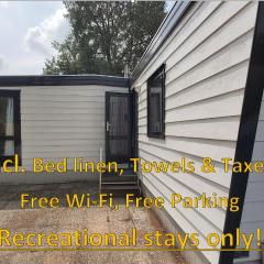 Comfortabel en gezellig familie chalet tot 6 personen op de Veluwe Bungalowpark De Kern - All inclusive