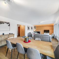 In the heart of Crans, fireplace and parking