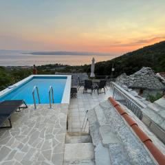 Villa Kristina - Ferienhaus Baška Voda - Topići, Private Outdoor Swimmingpool, WiFi