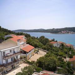 Apartments and rooms by the sea Tisno, Murter - 5128