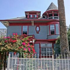 The Red Guest House in Downtown Los Angeles