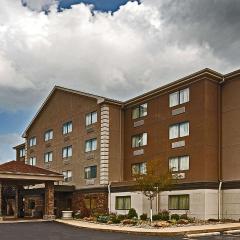 Comfort Inn & Suites Copley Akron