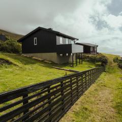 Cozy 2-bedroom house with a fantastic view