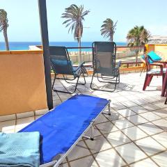 Holiday flat BLUE OCEAN, beachfront, sea view, 1 bedroom, livingroom, fast internet