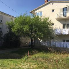 Apartments and rooms with parking space Baska Voda, Makarska - 17277