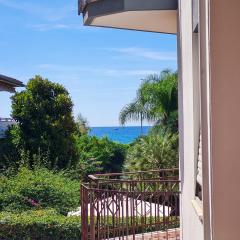 Waterfront Apartment - Terracina