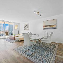 Amazing 1 Bed 1 Bath • Brickell • City & Bay View