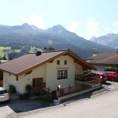 Apartment in Bramberg am Wildkogel with balcony