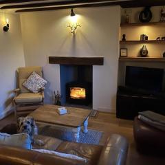 Cosy Flint Cottage