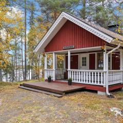 Holiday Home Kaukosaaren ahonrinne by Interhome