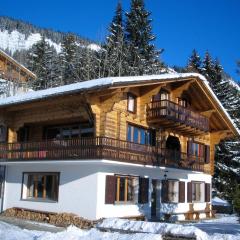 Outstanding chalet for groups, south facing, breathtaking views - all year round