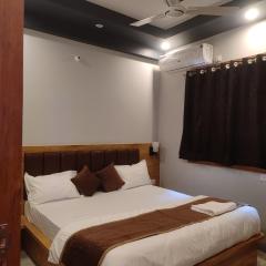 Devi Residency - Near Prem Mandir Bankey Bihari Vrindavan