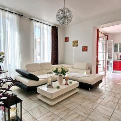 HENRI CAMILLE REAL ESTATE - ST MARIE 2 - 3 bedrooms - center