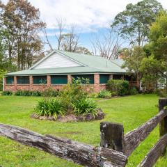 Tatbern Park Cottage Wallalong