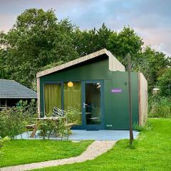 Duurzame cabin, gelegen in de natuur aan zee