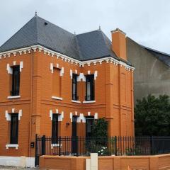 La Baigneuse maison avec jardinet et parking privé, à 200 m plage