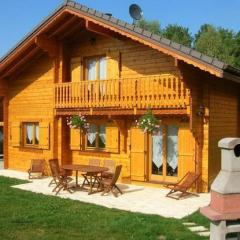 Chalet chaleureux avec sauna, terrain, terrasse et babyfoot à Saint-Nabord - FR-1-589-255